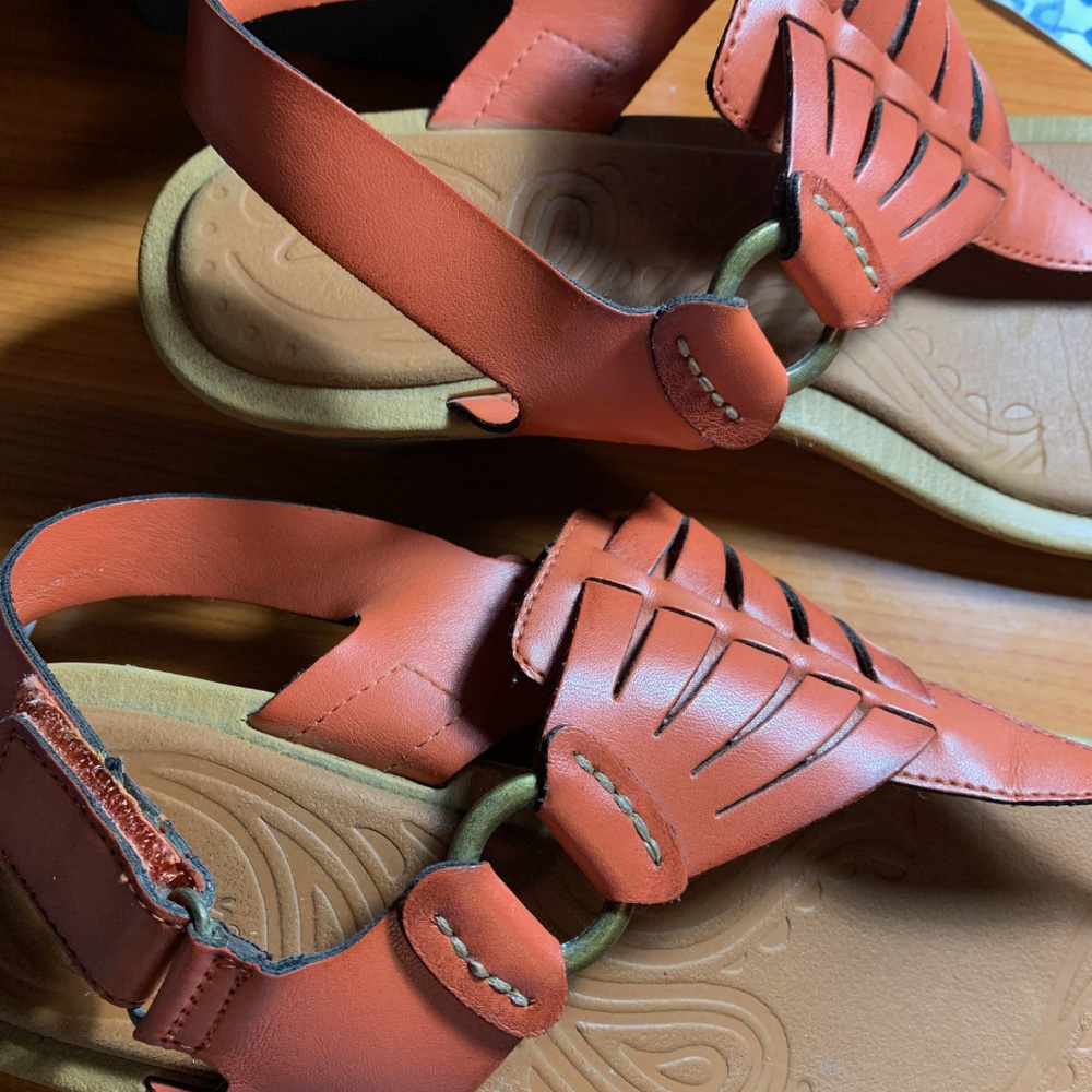 Clark Sandals - Picture 3 of 4